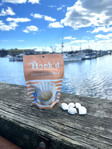 Totally Hooked Freeze-Dried Pet Treats